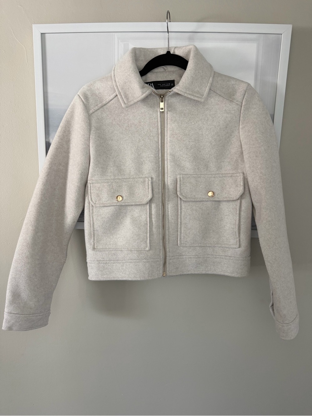 Zara Cream Zip Front Jacket with Flap Pockets - size small